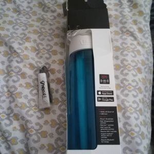 Hydration bottle fitbit. Brand new.